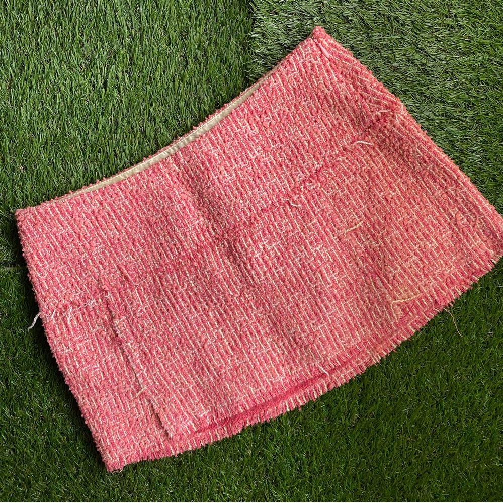 Pink Abercrombie & Fitch skirt